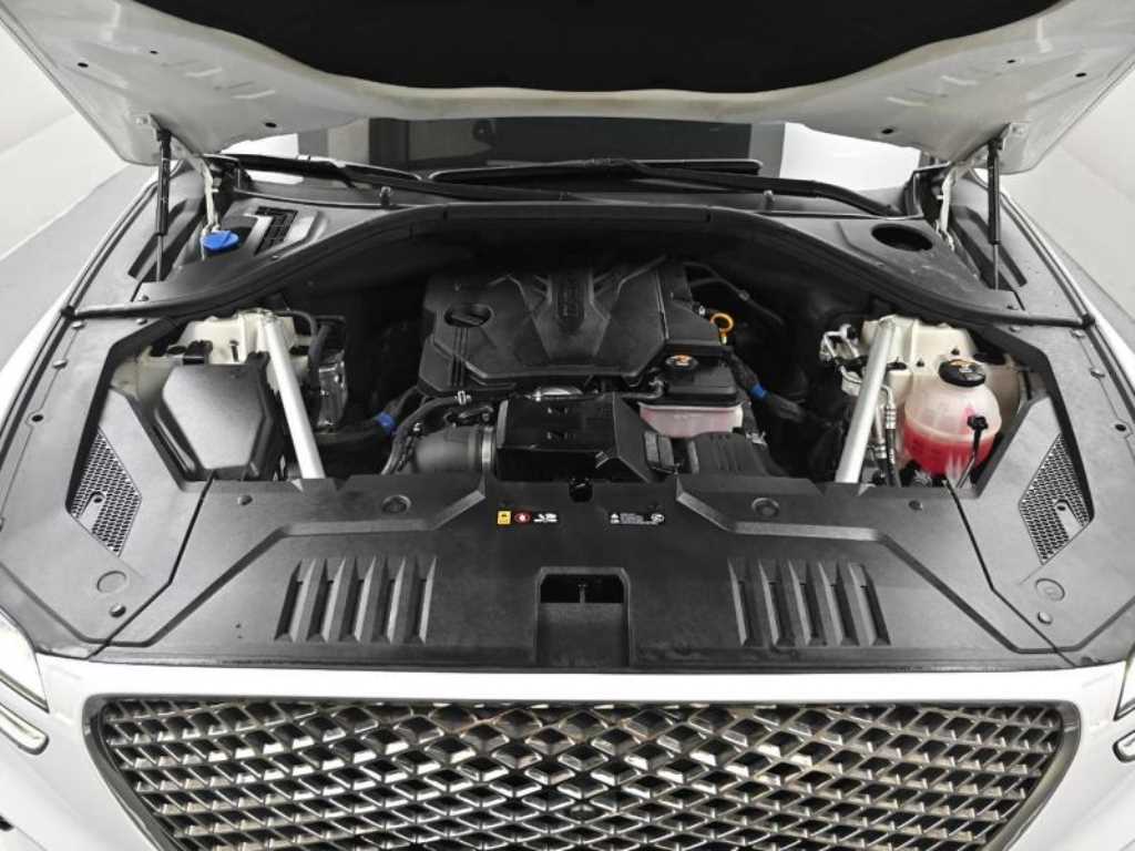 Genesis GV70 - Vista 6