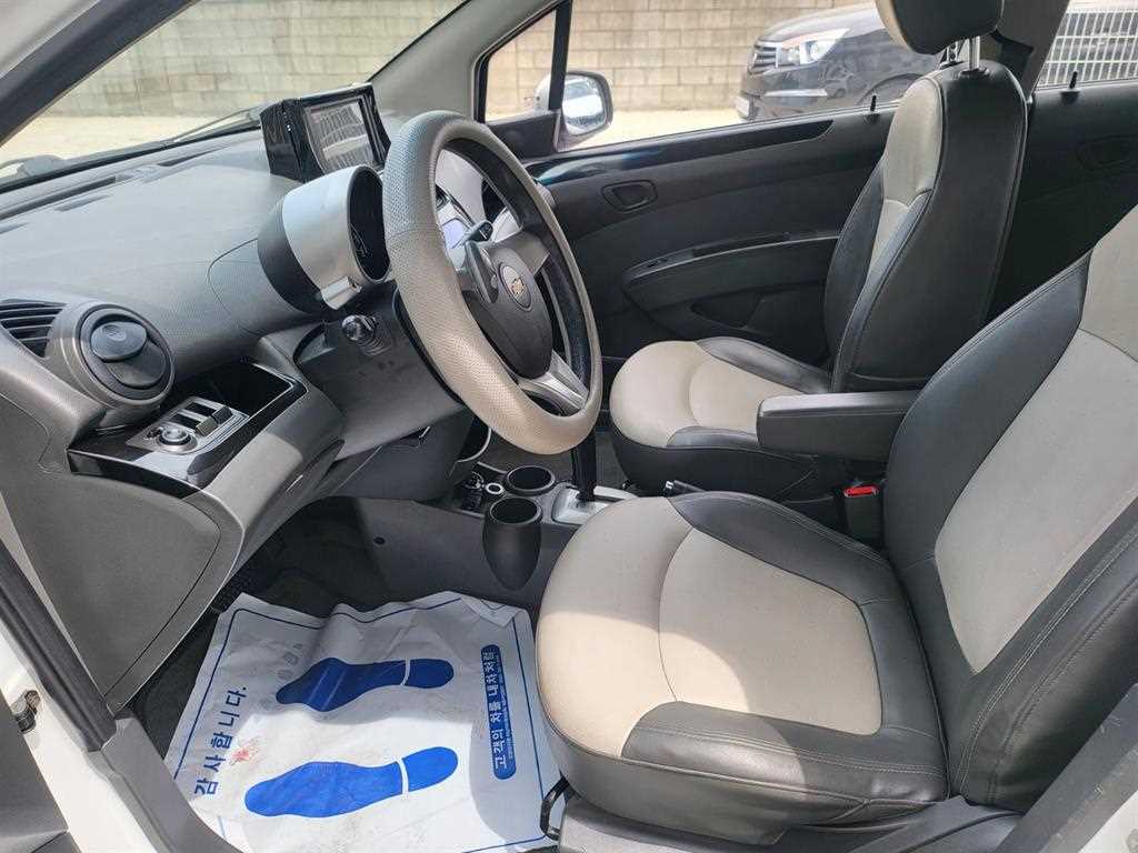 Chevrolet Spark - Vista 5