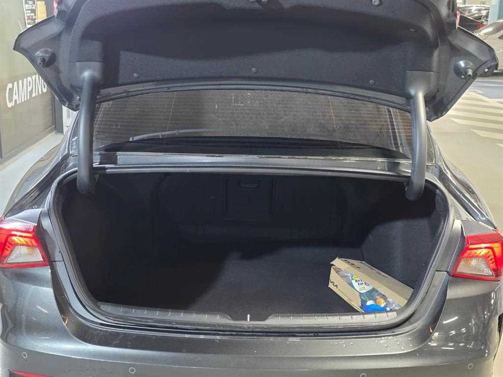 KIA K5 - Vista 6