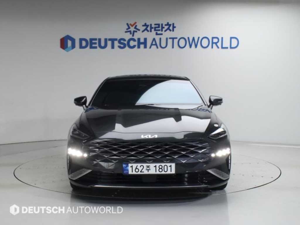 KIA K8 - Vista 3
