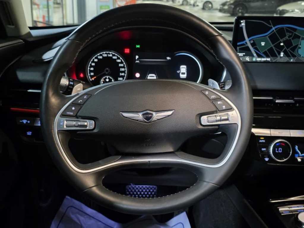 Genesis G80 - Vista 12