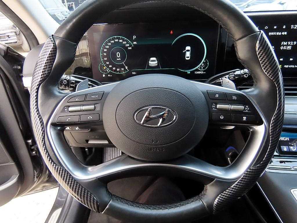 HYUNDAI Grandeur - Vista 8