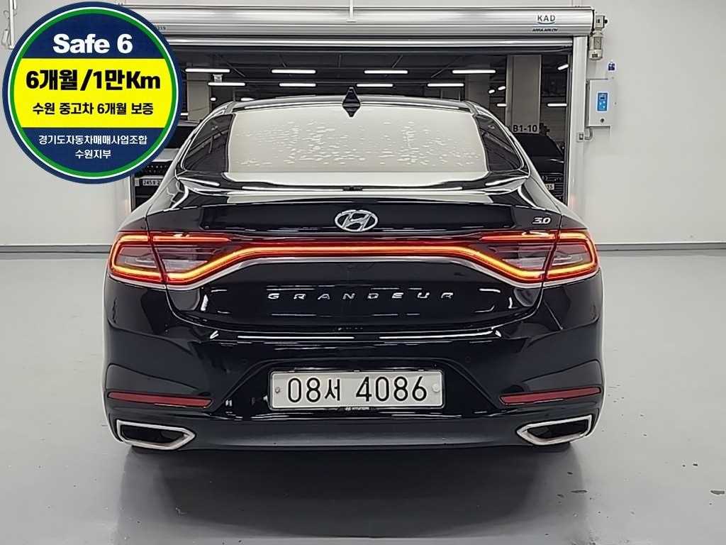 HYUNDAI Grandeur - Vista 3