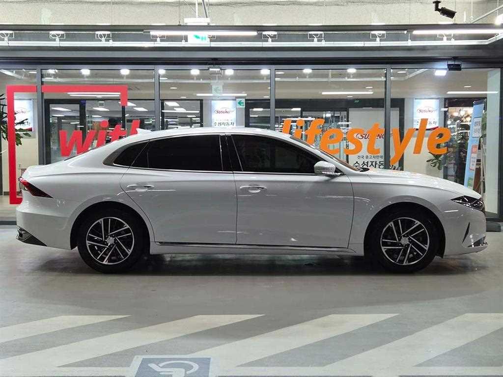 HYUNDAI Grandeur - Vista 3