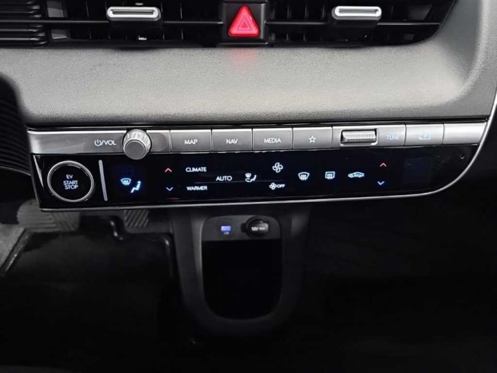 HYUNDAI Ioniq 5 - Vista 11