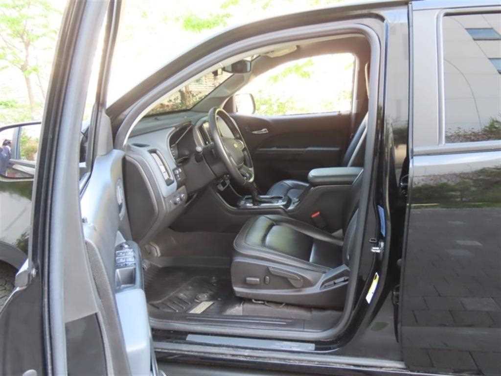 Chevrolet ?Colorado 2021 Negro - Importación desde Corea - HF Imports Iquique - Foto 13