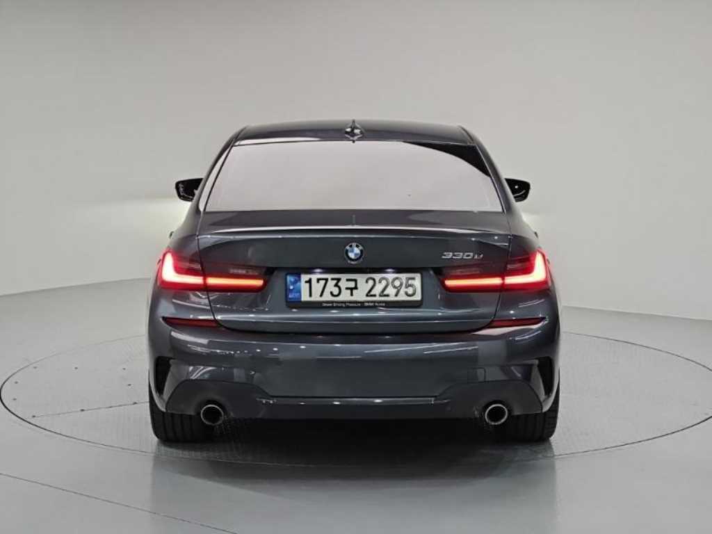BMW 3 series - Vista 4