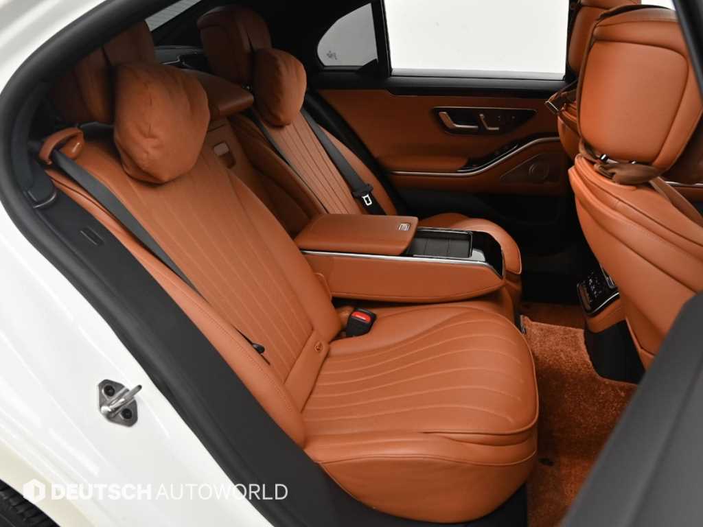 Mercedes Benz S Class - Vista 12