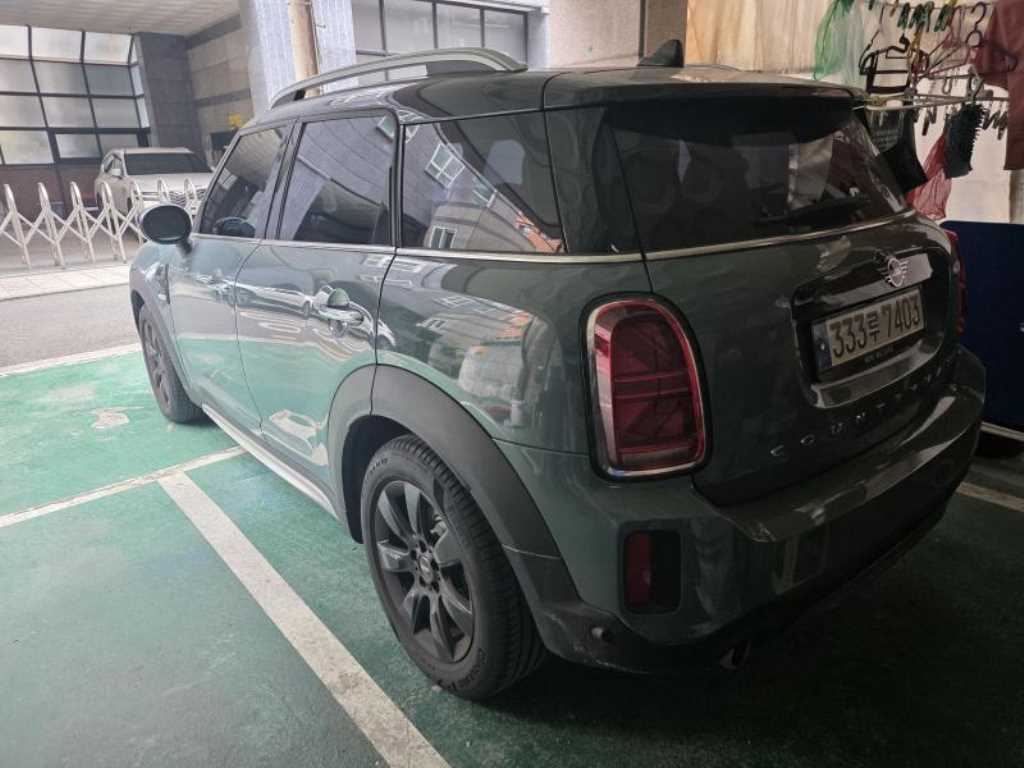Mini Countryman - Vista 4