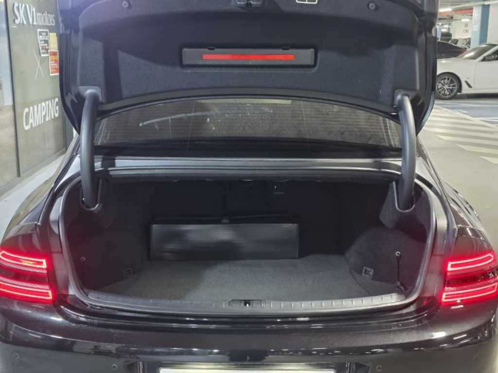 Genesis G80 - Vista 6