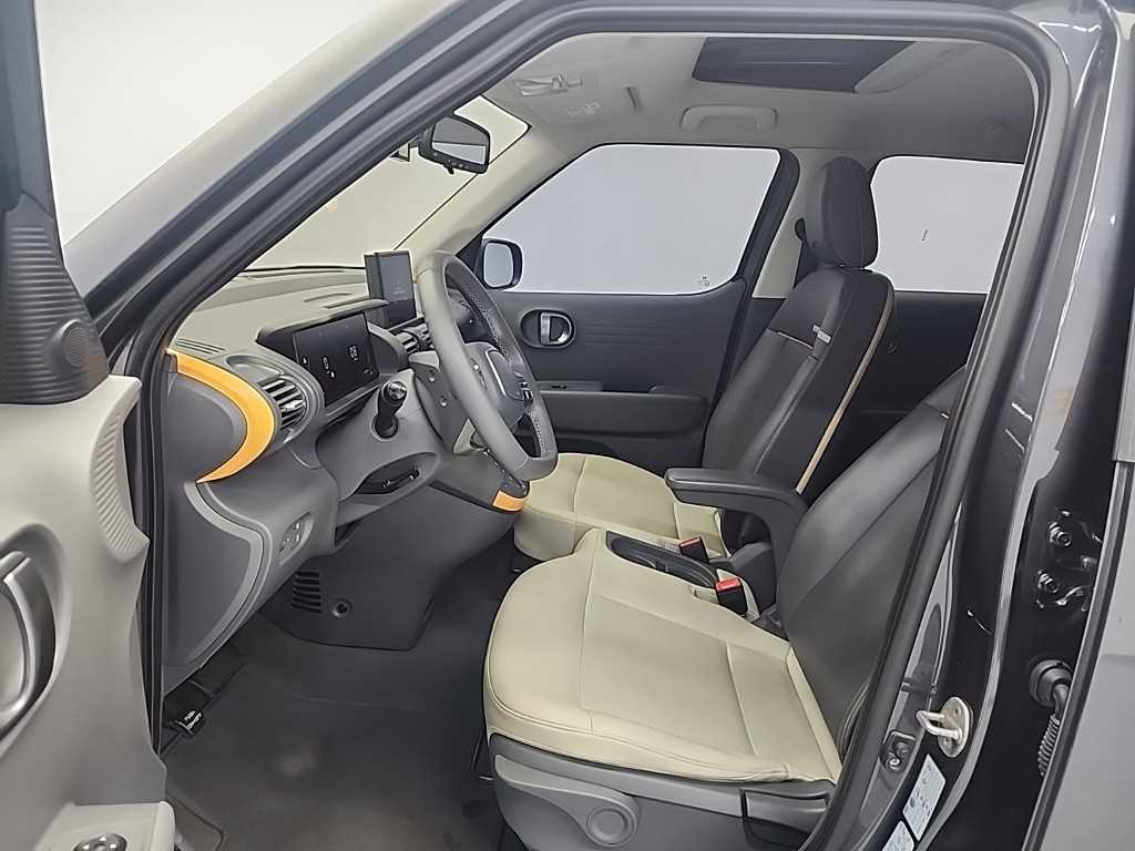 HYUNDAI Casper - Vista 11