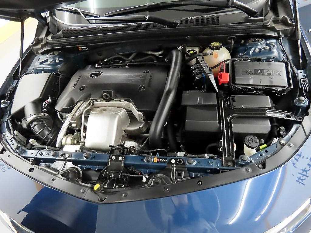 Chevrolet Malibu 2019 Azul - Importación desde Corea - HF Imports Iquique - Foto 19