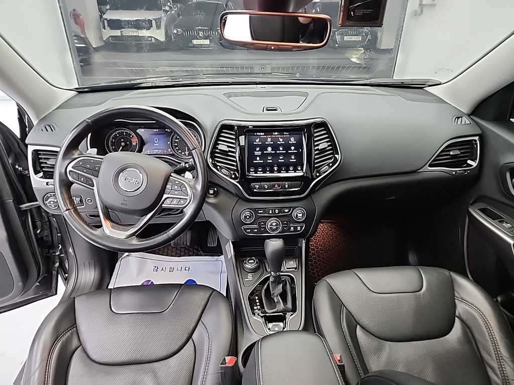 Jeep Cherokee - Vista 7