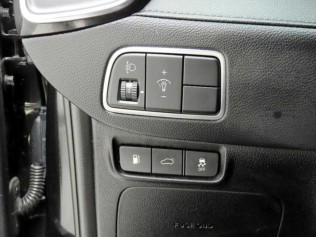 HYUNDAI Grandeur - Vista 12