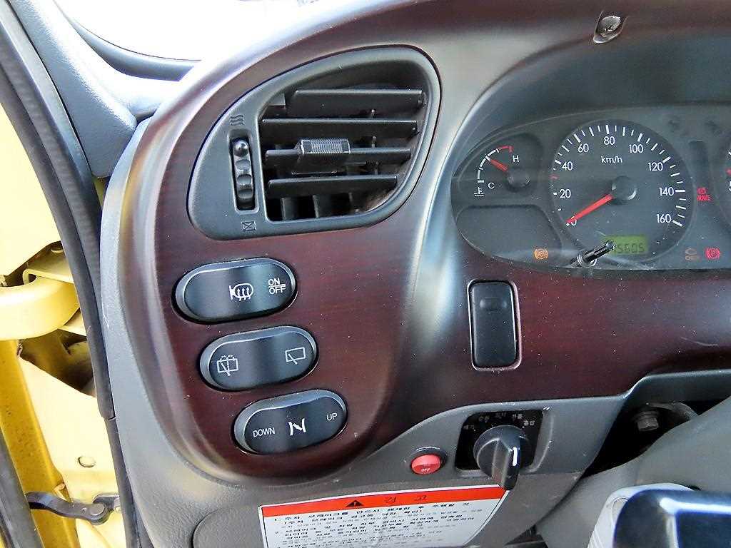 medium and large bus Hyundai bus 2010 Blanco - Importación desde Corea - HF Imports Iquique - Foto 14