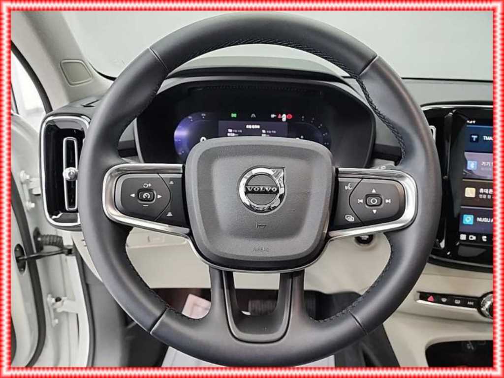 Volvo XC40 - Vista 9