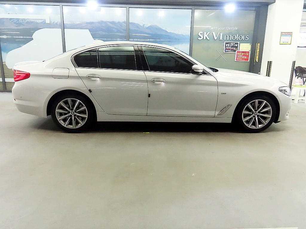 BMW 5 Series - Vista 3
