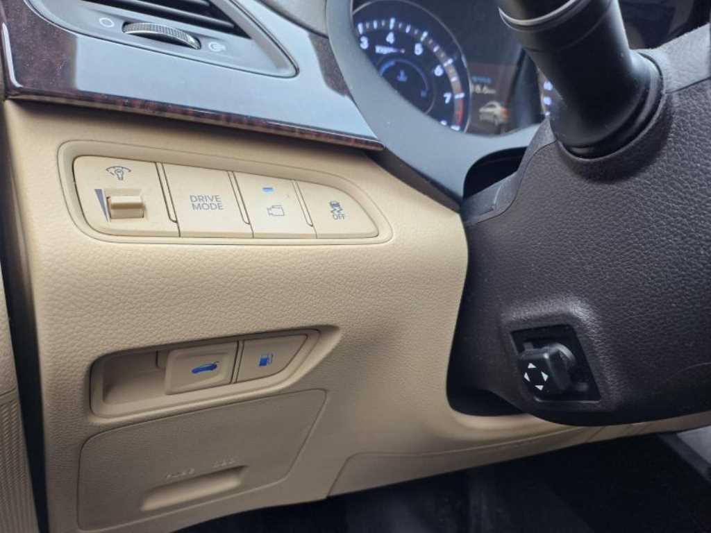 HYUNDAI Grandeur - Vista 9