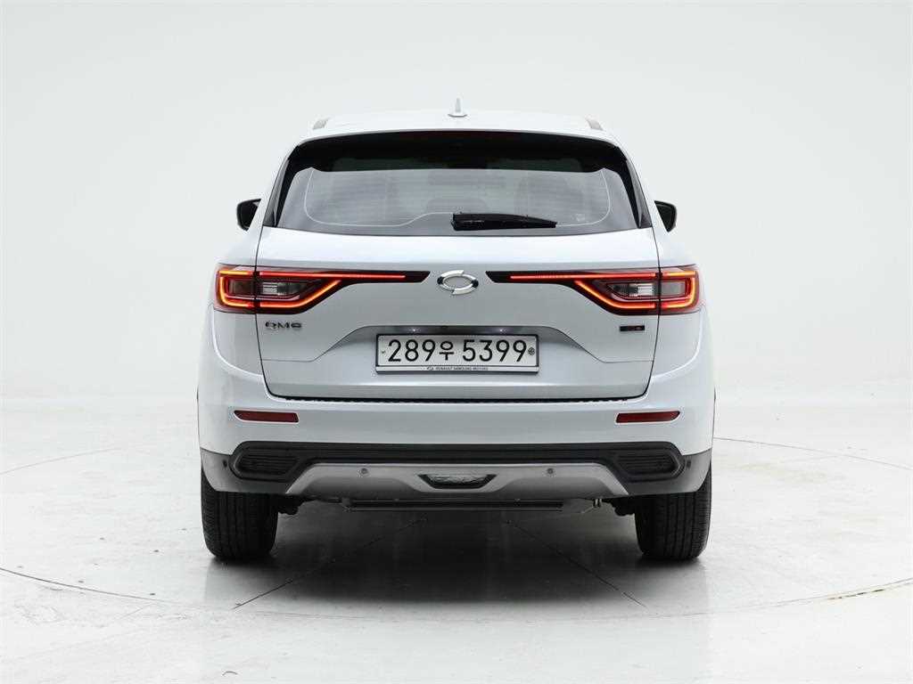 SAMSUNG QM6 - Vista 5