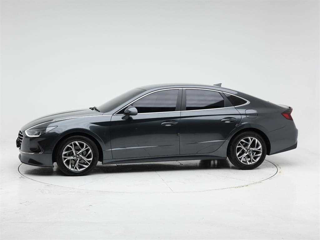 HYUNDAI Sonata - Vista 3
