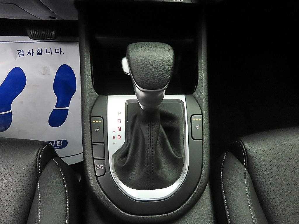 KIA K3 - Vista 10