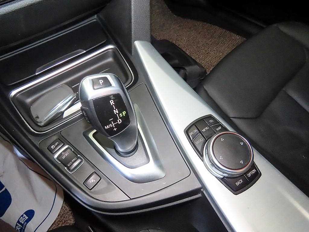 BMW Gran Turismo - Vista 12