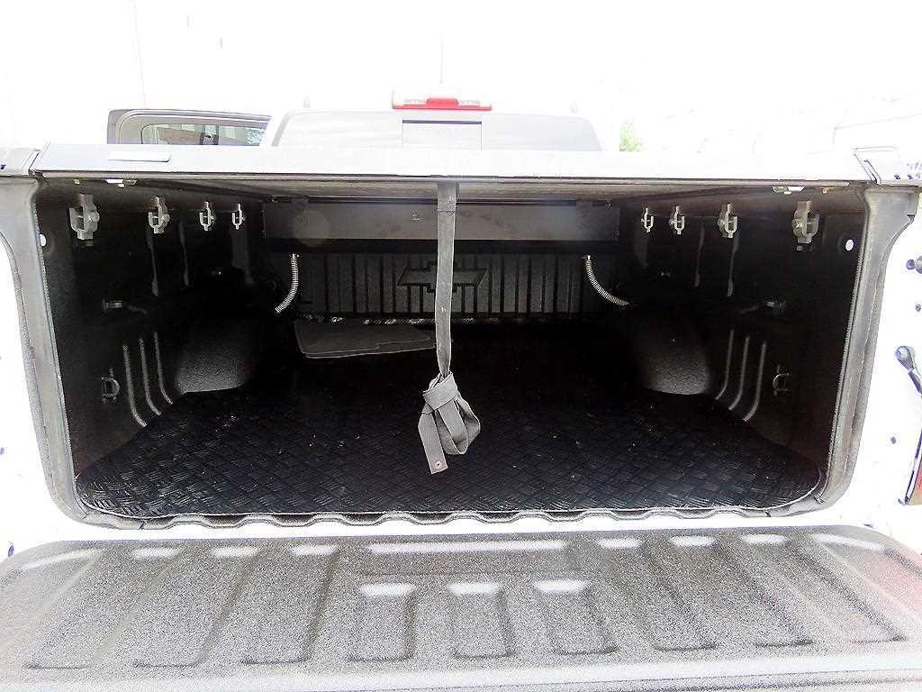 Chevrolet ?Colorado 2021 Blanco - Importación desde Corea - HF Imports Iquique - Foto 18