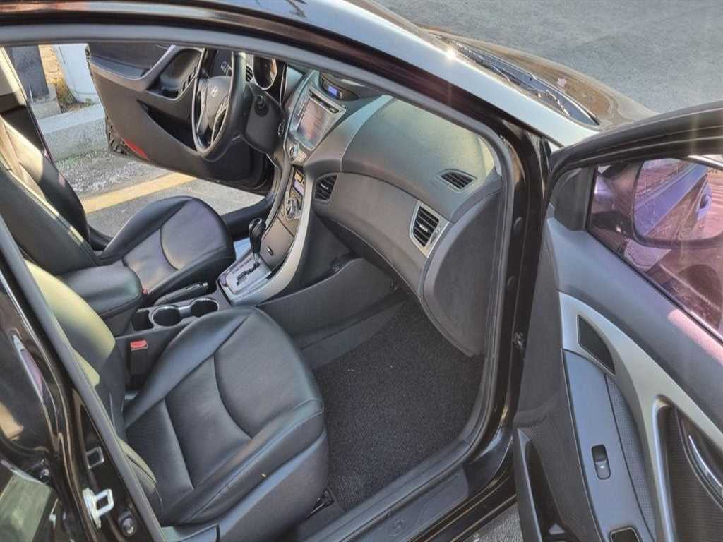 HYUNDAI Avante 2013 Negro - Importación desde Corea - HF Imports Iquique - Foto 14