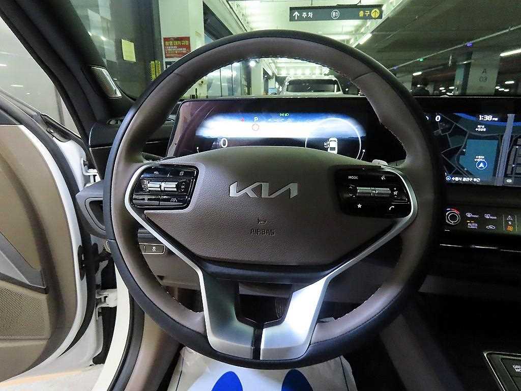 KIA K8 - Vista 8