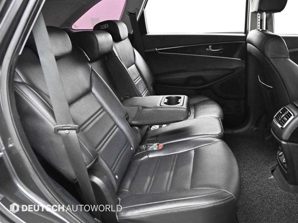 KIA Sorento - Vista 12