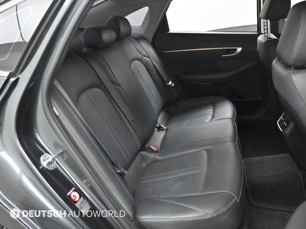 HYUNDAI Sonata - Vista 12