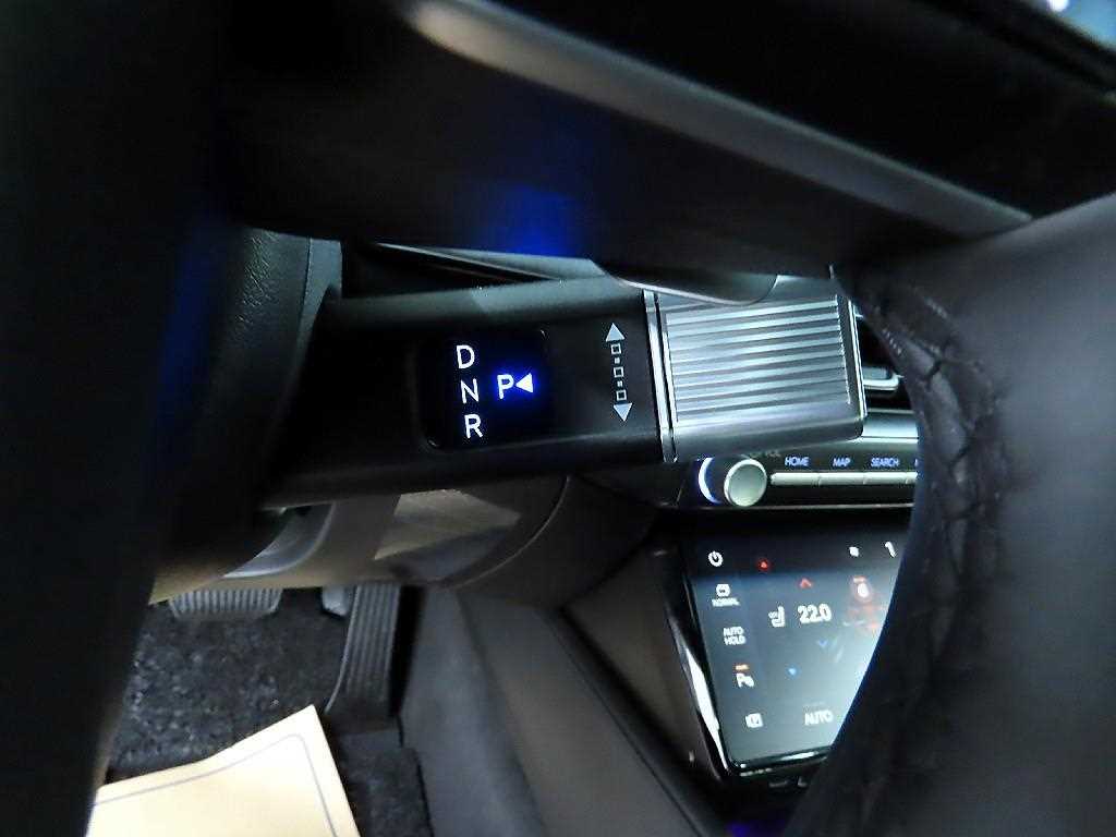 HYUNDAI Grandeur - Vista 10
