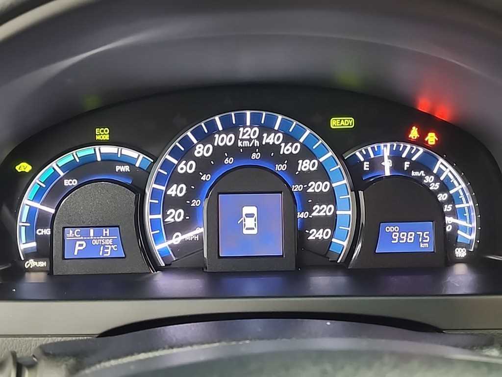 Toyota Camry - Vista 6