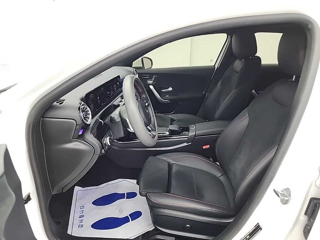 Mercedes Benz A Class - Vista 10