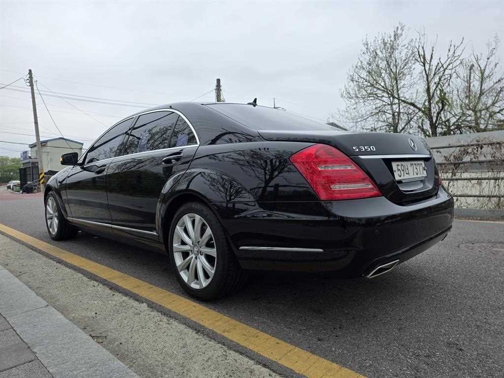 Mercedes Benz S Class - Vista 5