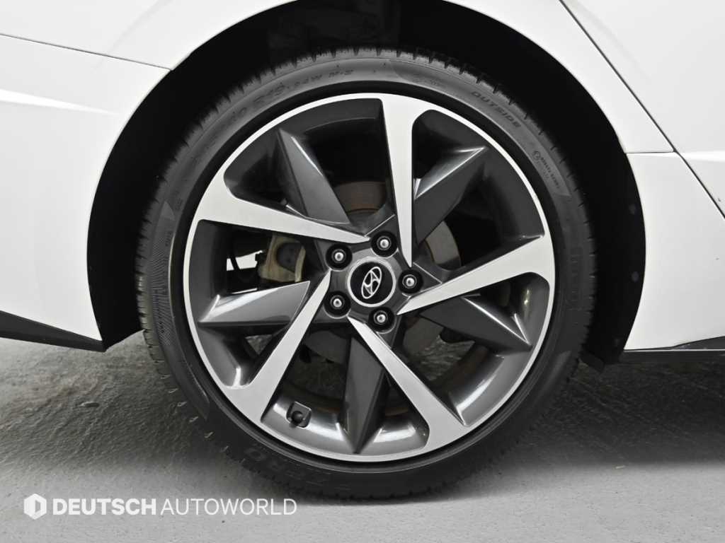 HYUNDAI Sonata - Vista 5