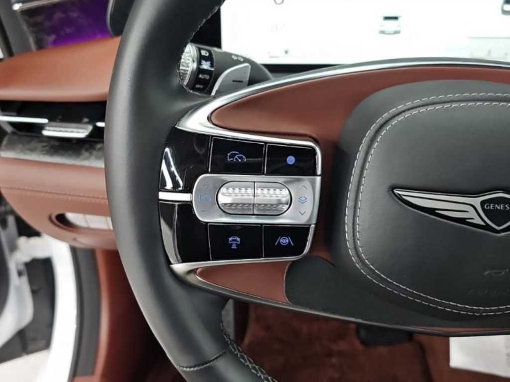 Genesis G90 - Vista 12