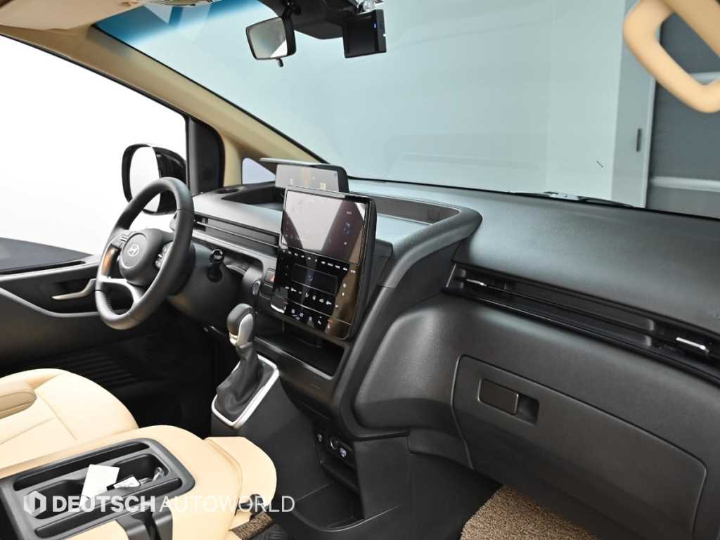 HYUNDAI Staria - Vista 7