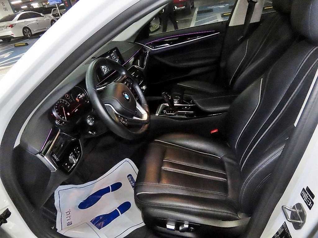 BMW 5 Series - Vista 6