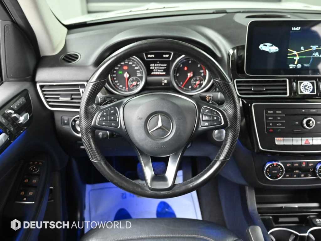 Mercedes Benz GLE Class 2016 Blanco - Importación desde Corea - HF Imports Iquique - Foto 13