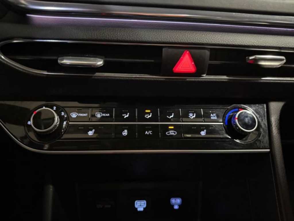 HYUNDAI Sonata - Vista 12