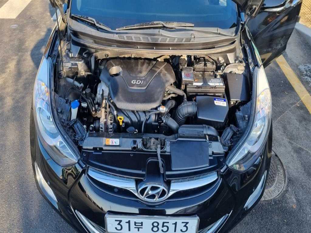 HYUNDAI Avante 2013 Negro - Importación desde Corea - HF Imports Iquique - Foto 16