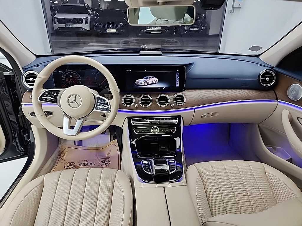 Mercedes Benz E class 2019 Azul - Importación desde Corea - HF Imports Iquique - Foto 1