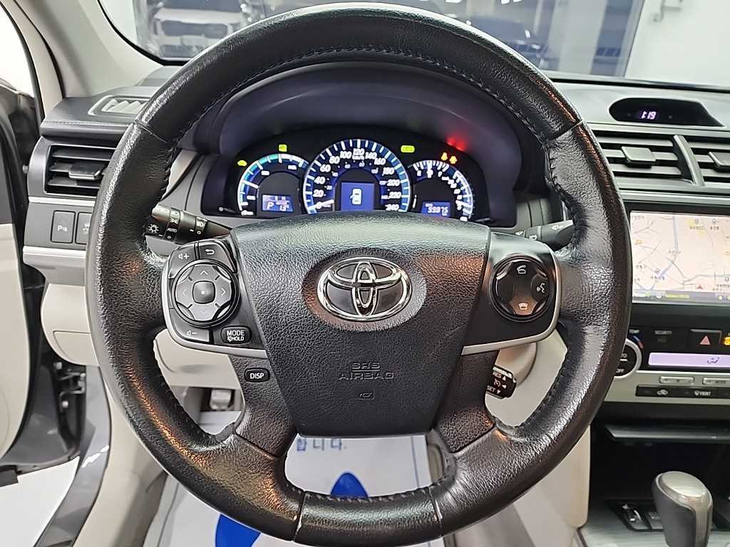 Toyota Camry - Vista 9