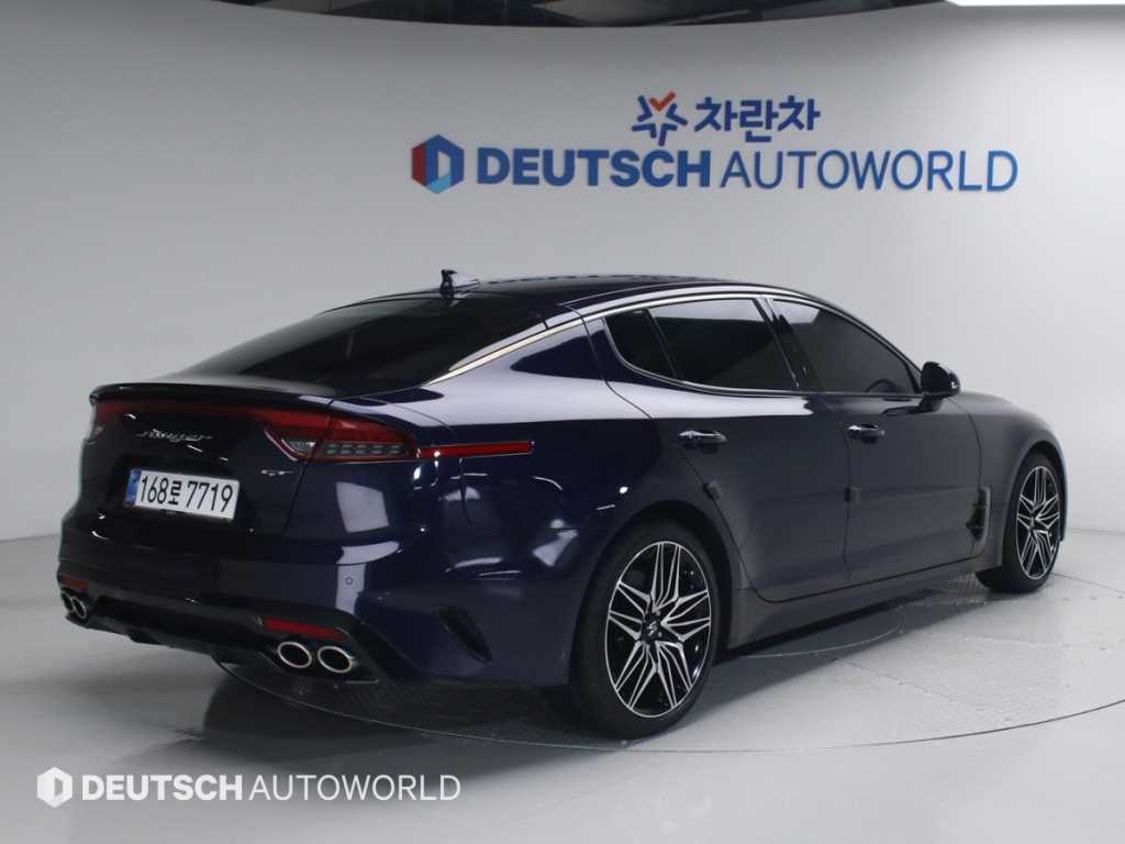 KIA Stinger - Vista 2