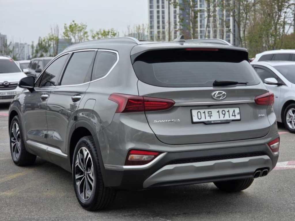 HYUNDAI Santa Fe - Vista 3