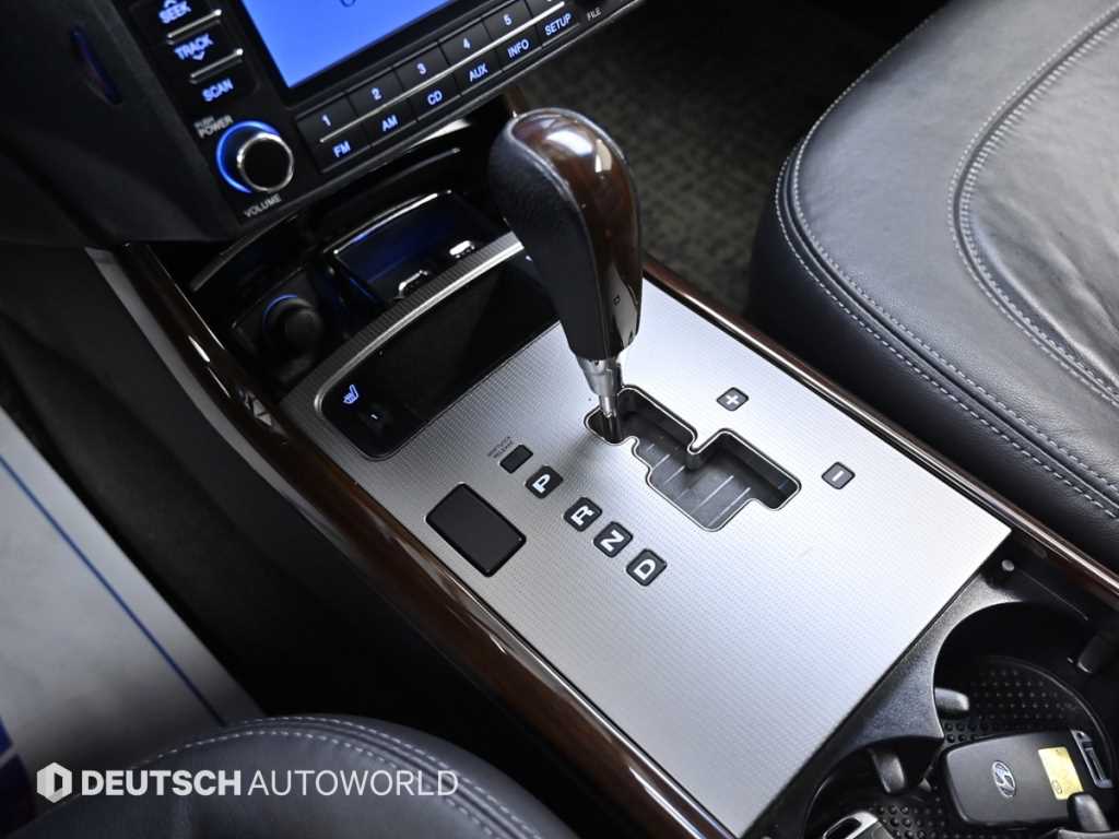 HYUNDAI Grandeur - Vista 9