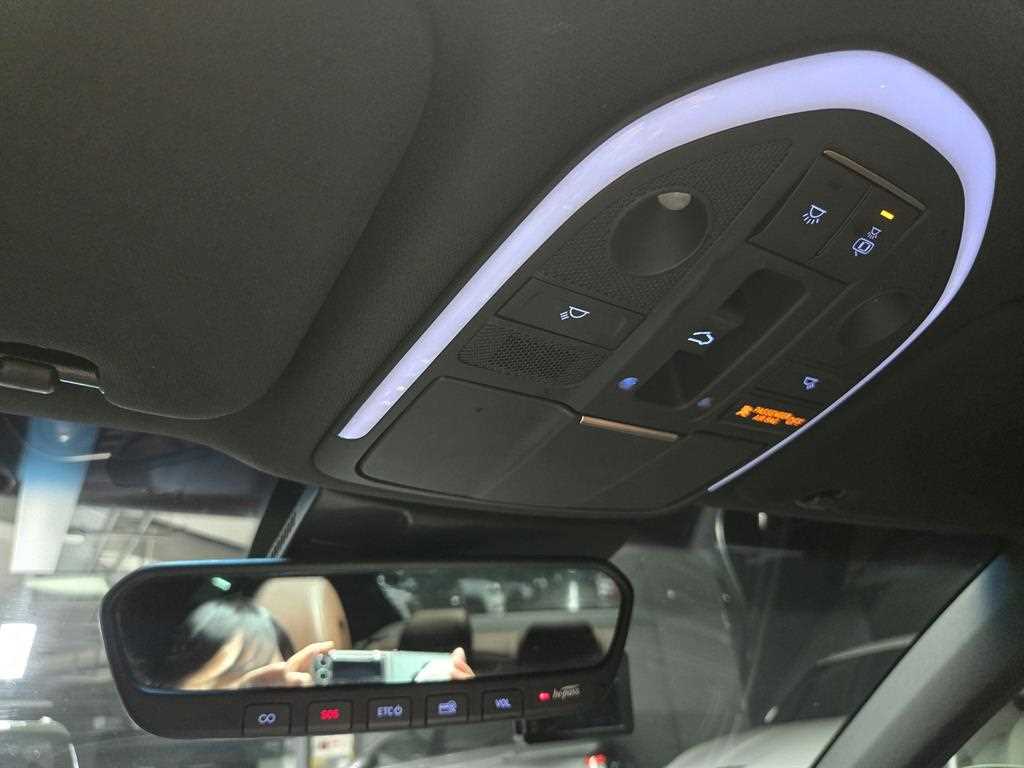 Genesis G70 2019 Blanco - Importación desde Corea - HF Imports Iquique - Foto 15