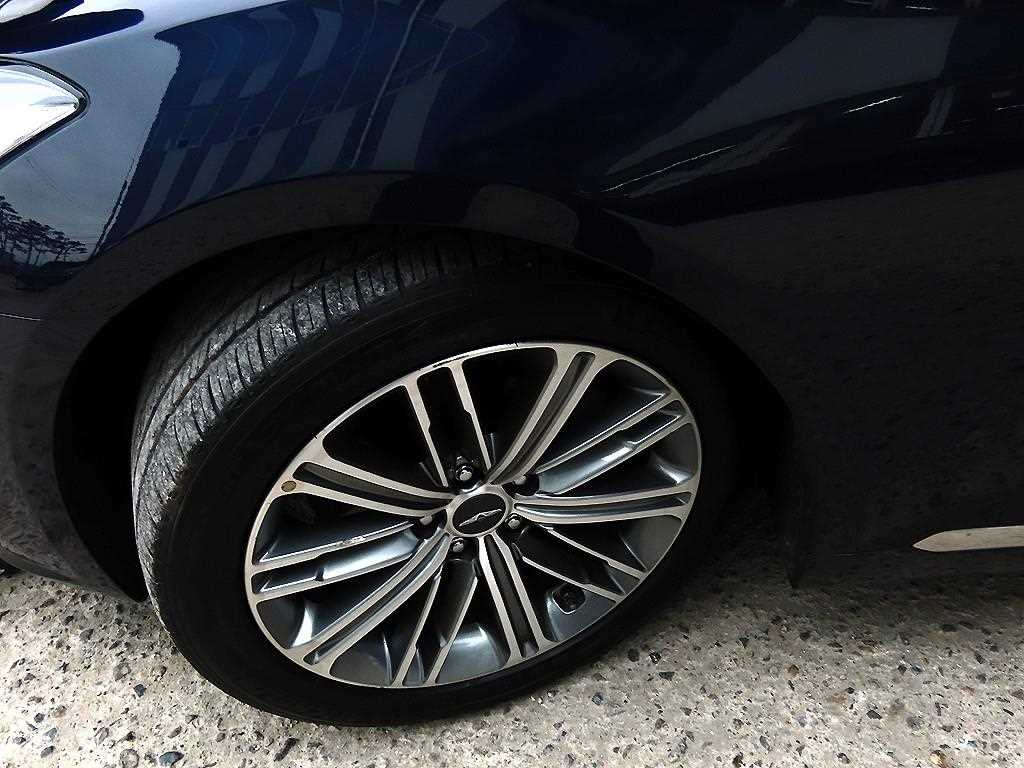 Genesis G80 2020 Negro - Importación desde Corea - HF Imports Iquique - Foto 20