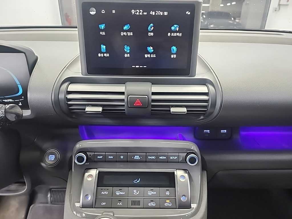 HYUNDAI Casper - Vista 10